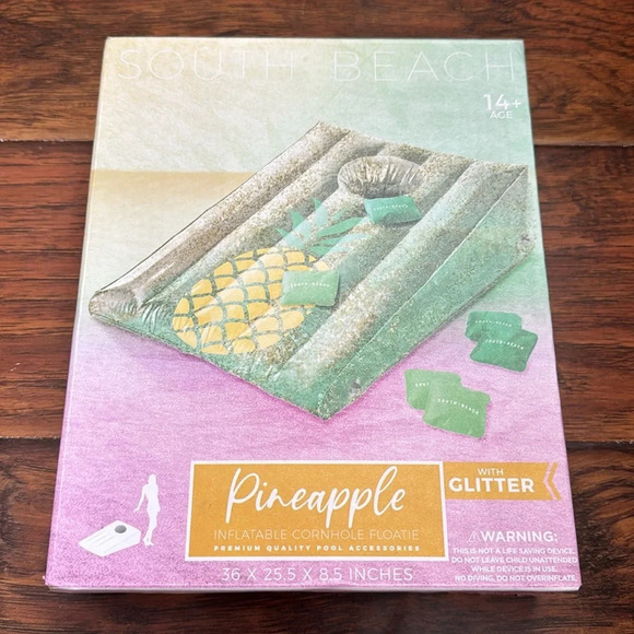 Pineapple Inflatable Corn Hole Floatie With Glitter NEW - Picture 1 of 5